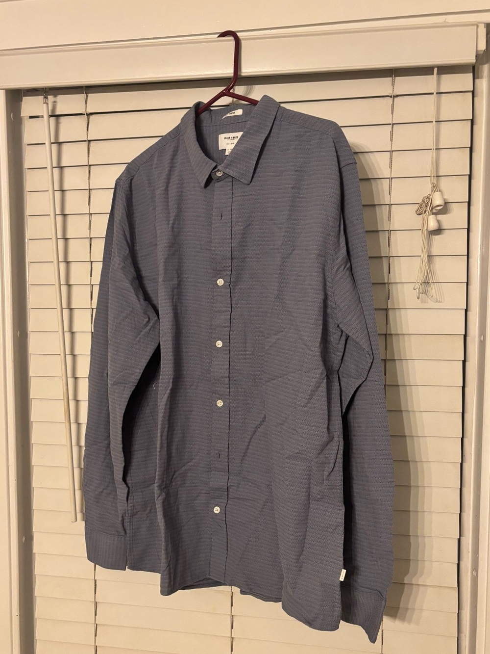 Men's Casual Textured Button-Down Shirt in Slate Blue